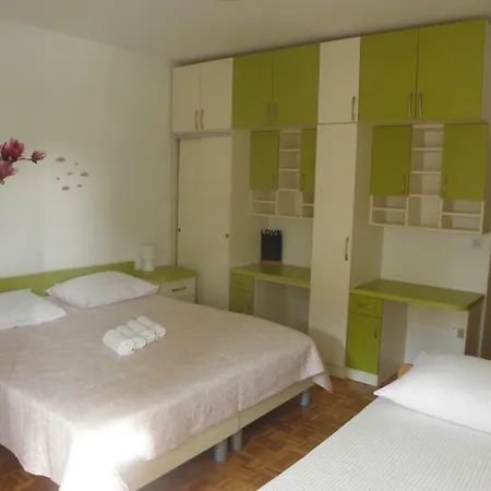 Ive Apartament Starigrad Paklenica