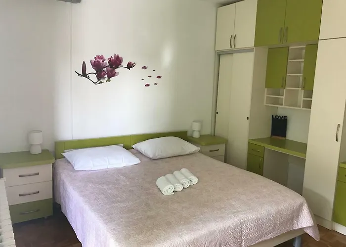 Διαμέρισμα Ive Starigrad Paklenica